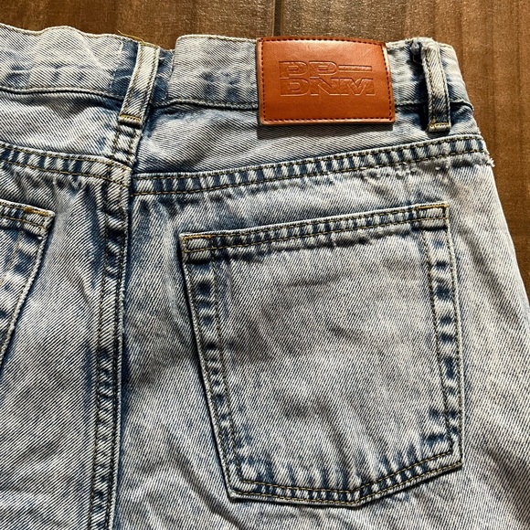 Princess Polly Light Blue Jeans - Picture 7 of 7